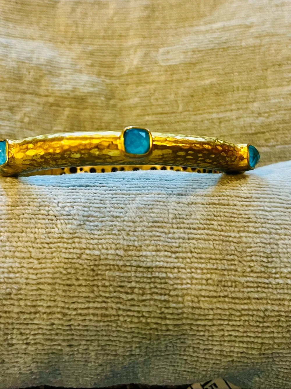 Julie Vos Catalina Gold Bangle with Turquoise Stones